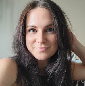 Meet your Posher, Teri